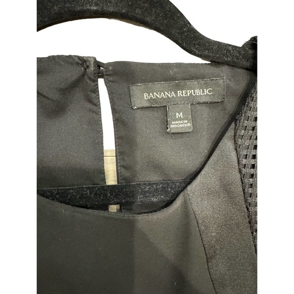 Banana Republic Sleeveless Black Work Top Woven Blouse Size Medium - Picture 4 of 5